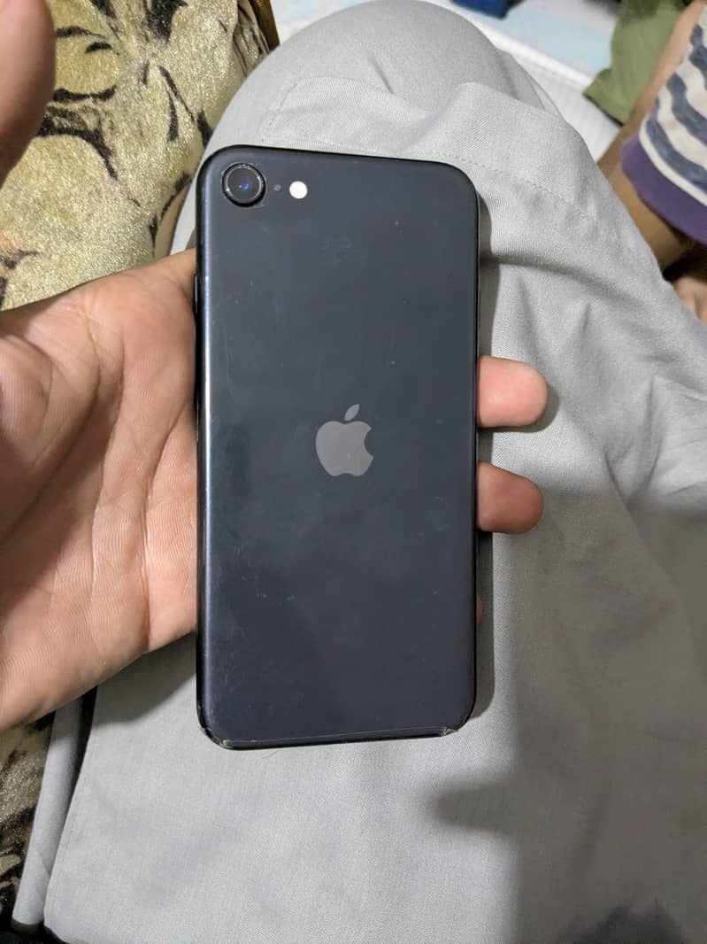 Apple iPhone SE 3