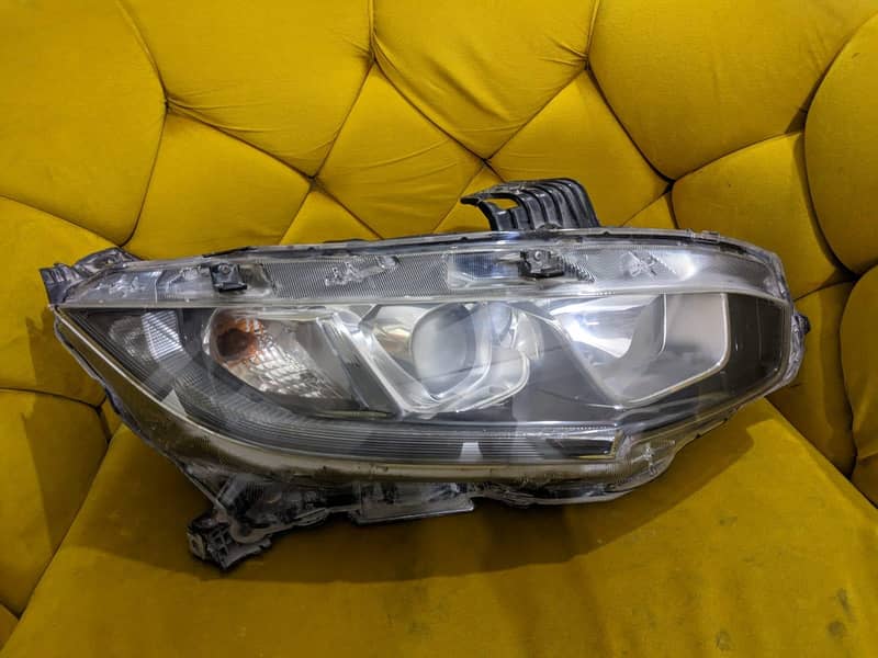 Civic X Headlight 0