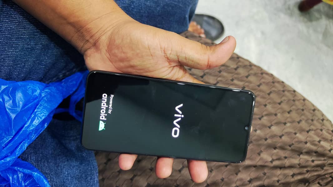 Vivo V21e 1