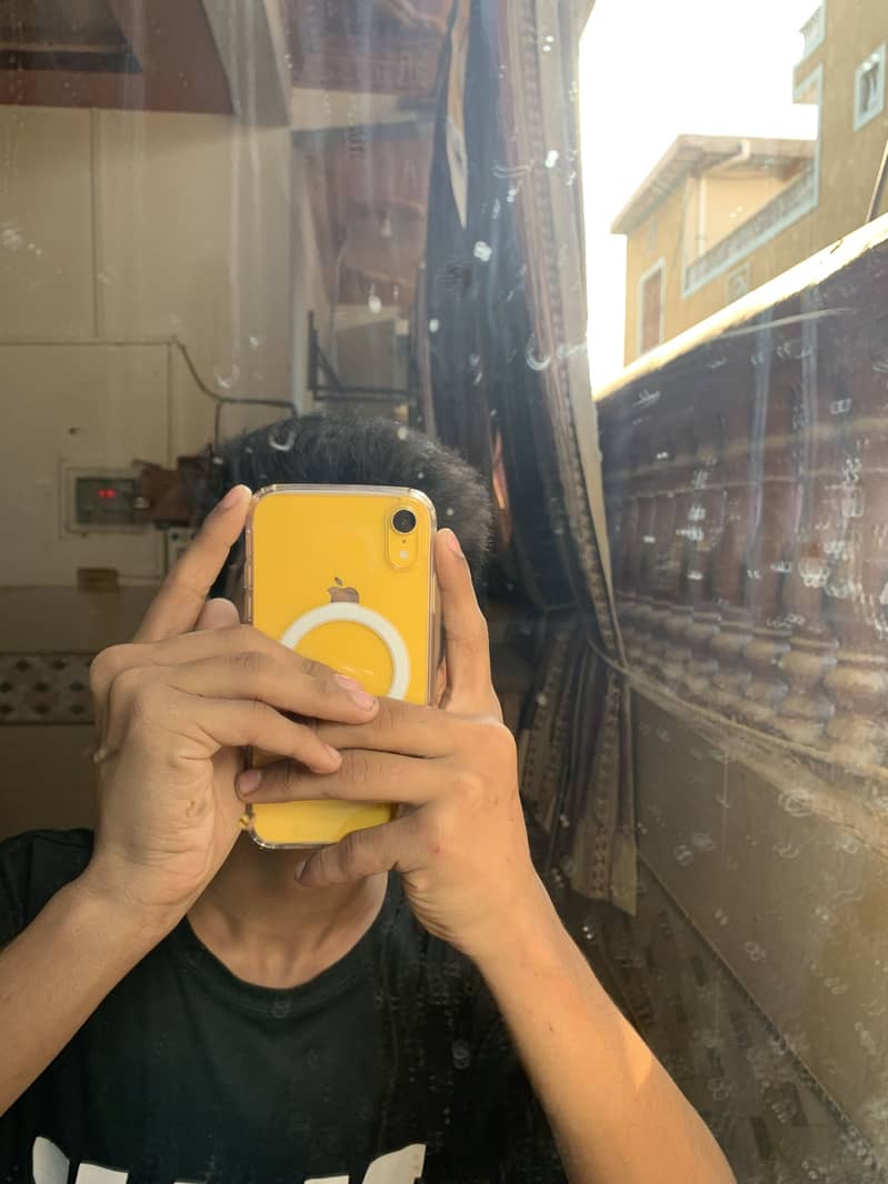 Apple iPhone XR 1