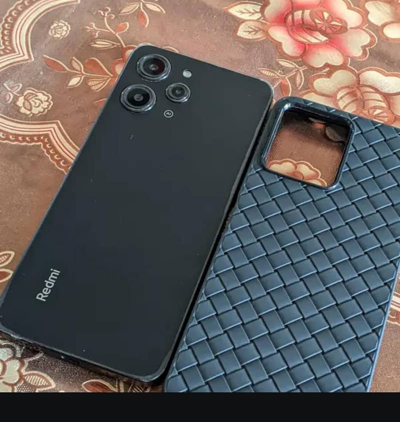 Xiaomi Redmi 12 3