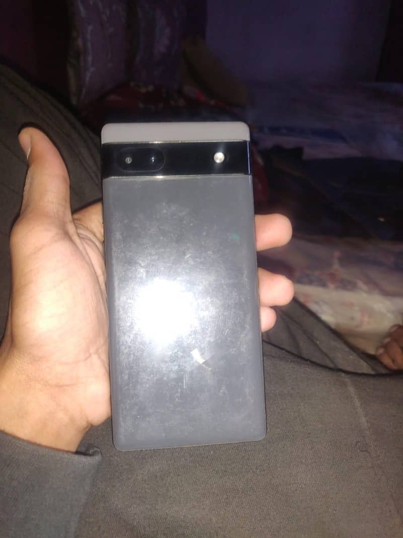 Google Pixel 6a 1
