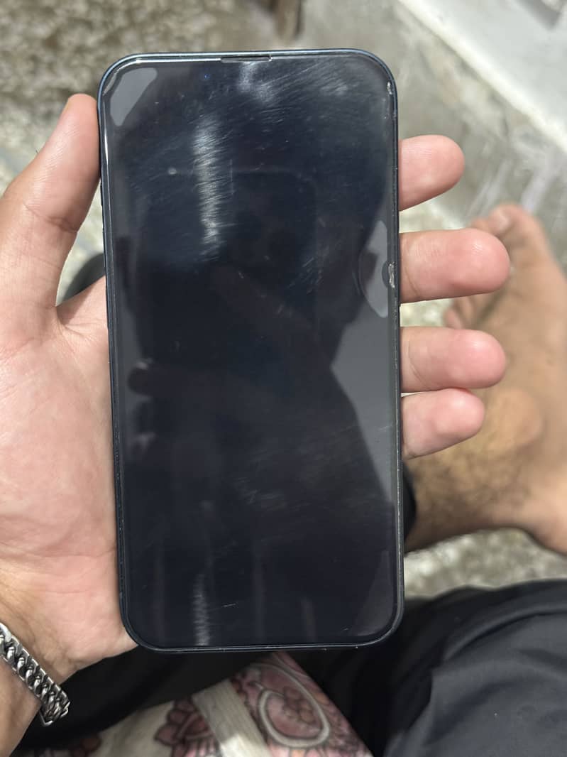 Apple iPhone 13 1