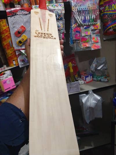 Gray nicolls full new bat fully nock ready to play  10 / 10 condition