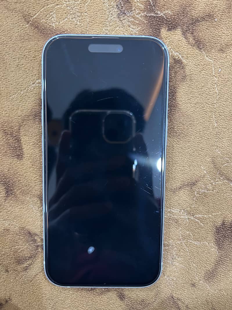 Apple iPhone 15 6