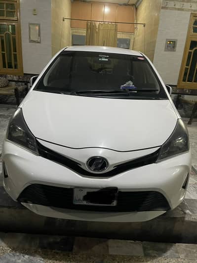 Toyota Vitz 2014