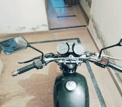 Suzuki GS 150 Self start Whatsapp number 03216417480