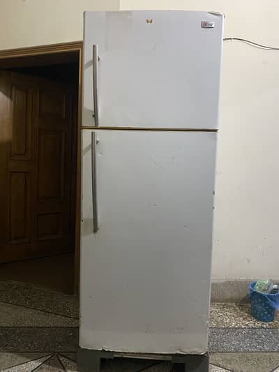 Ugine Double Door Refrigerator 8/10 With Good Condition