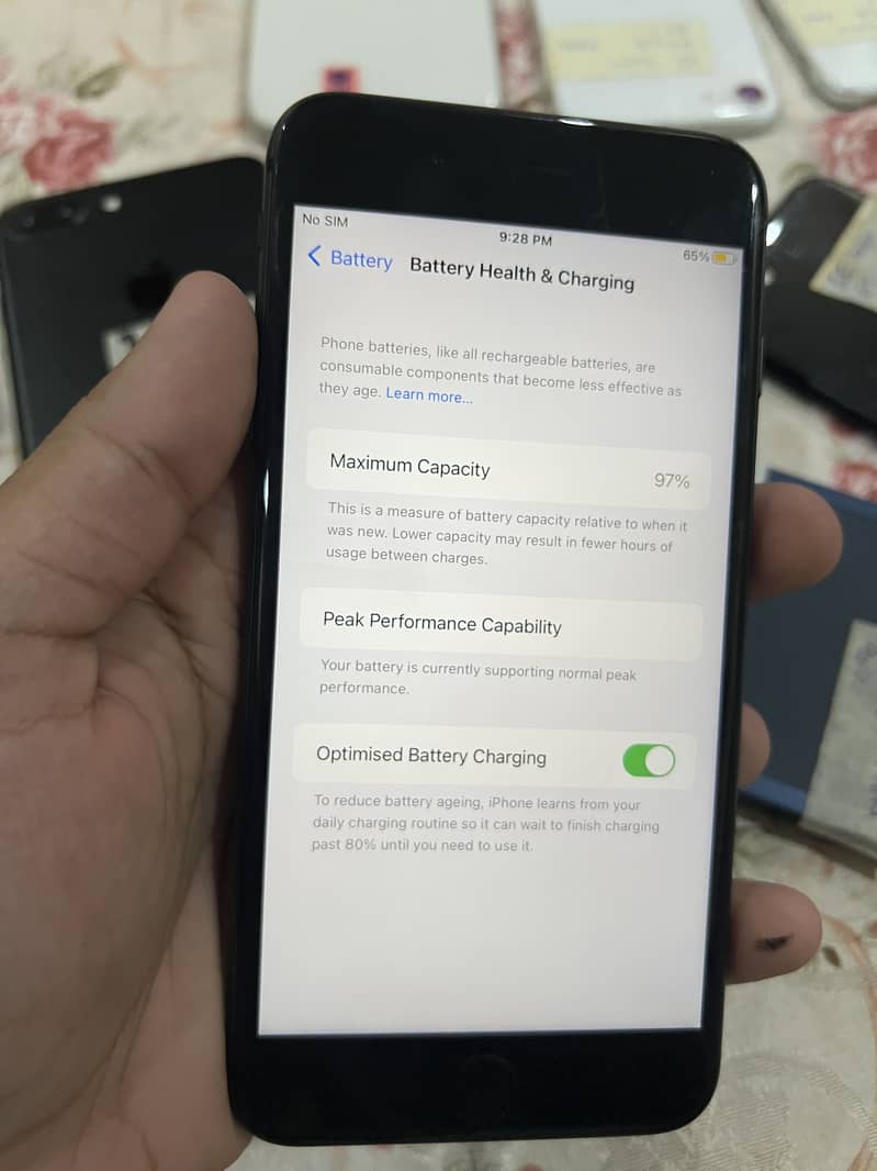 Apple iPhone 8 Plus 3