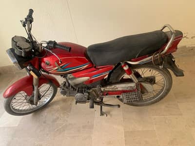 Yamaha Junoon 100cc Model 2006 – Red Colour