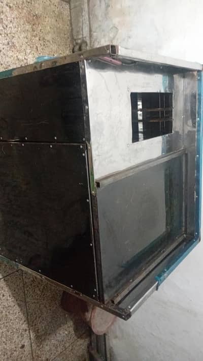 The stall is in a one condition