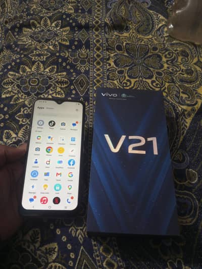 Vivo V21 with Box 8GB 128GB