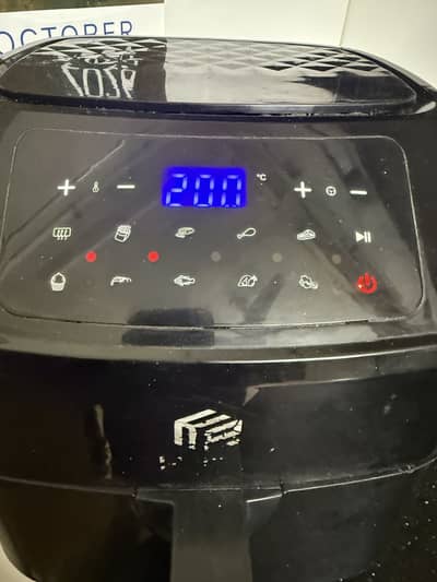 Hiube Airfryer Almost New 26000