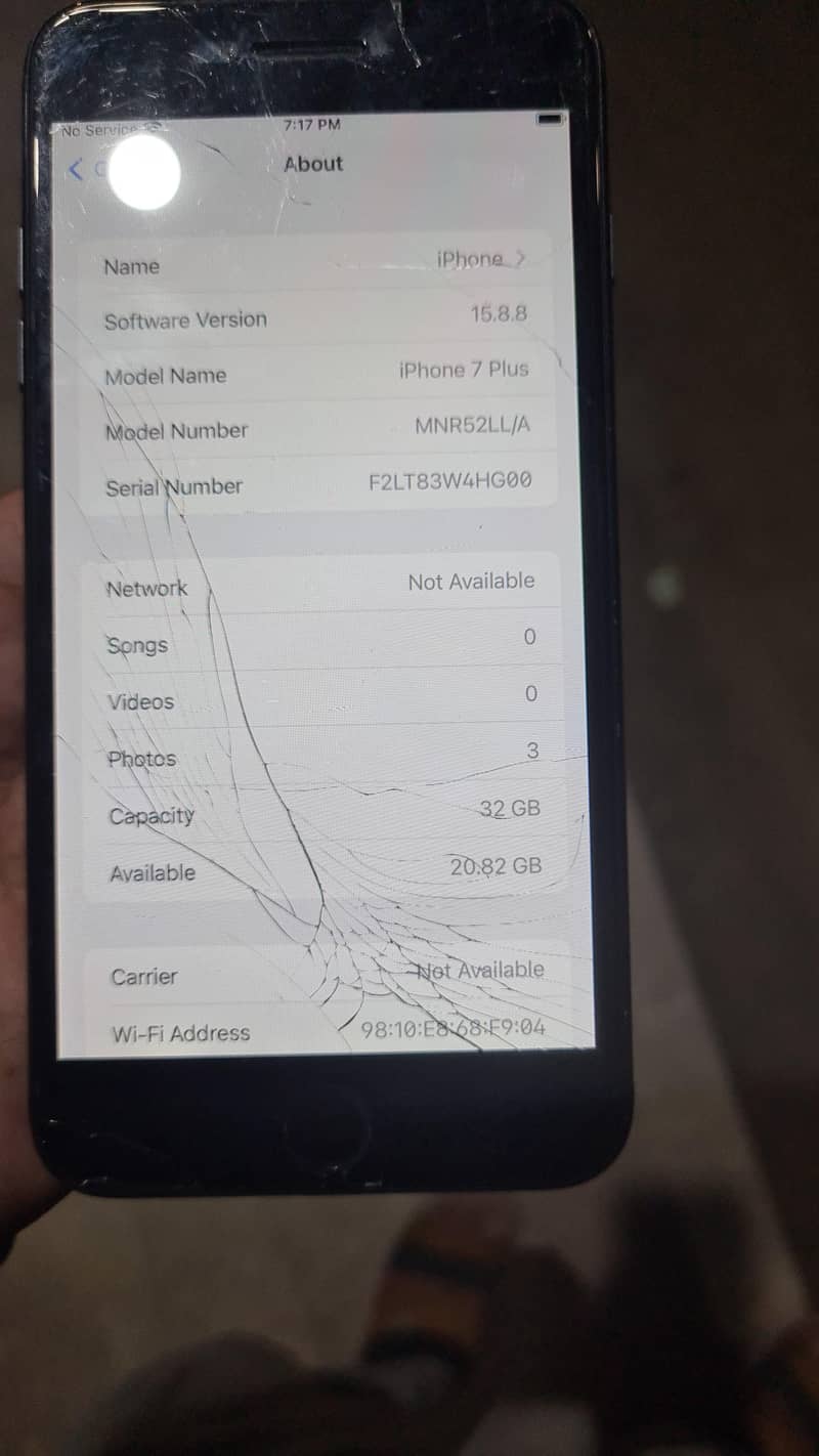 Apple iPhone 7 Plus 1