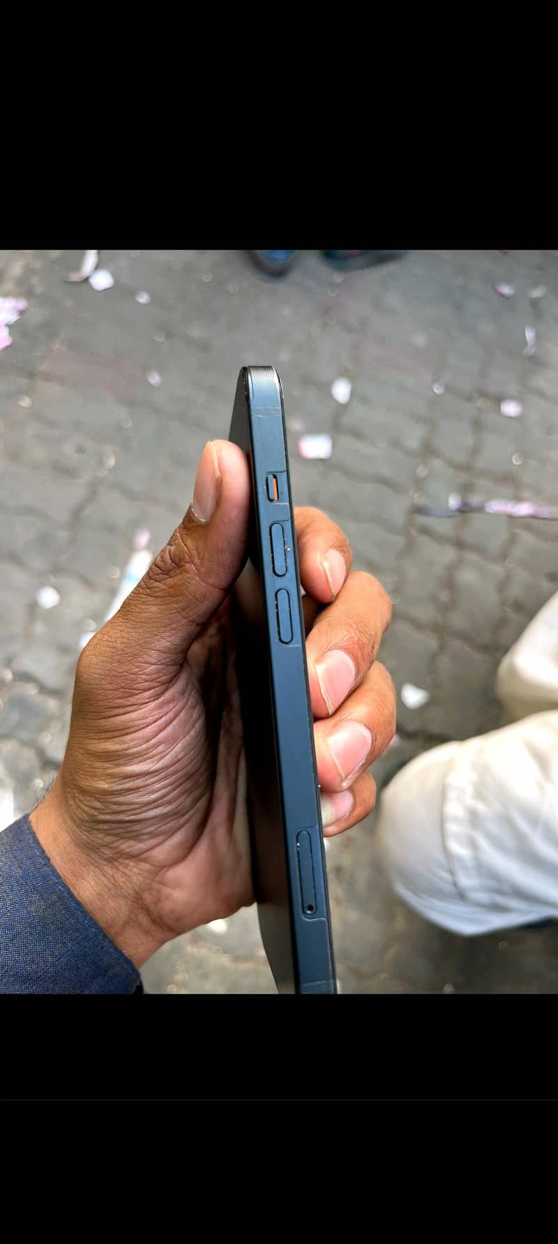 Apple iPhone 13 1