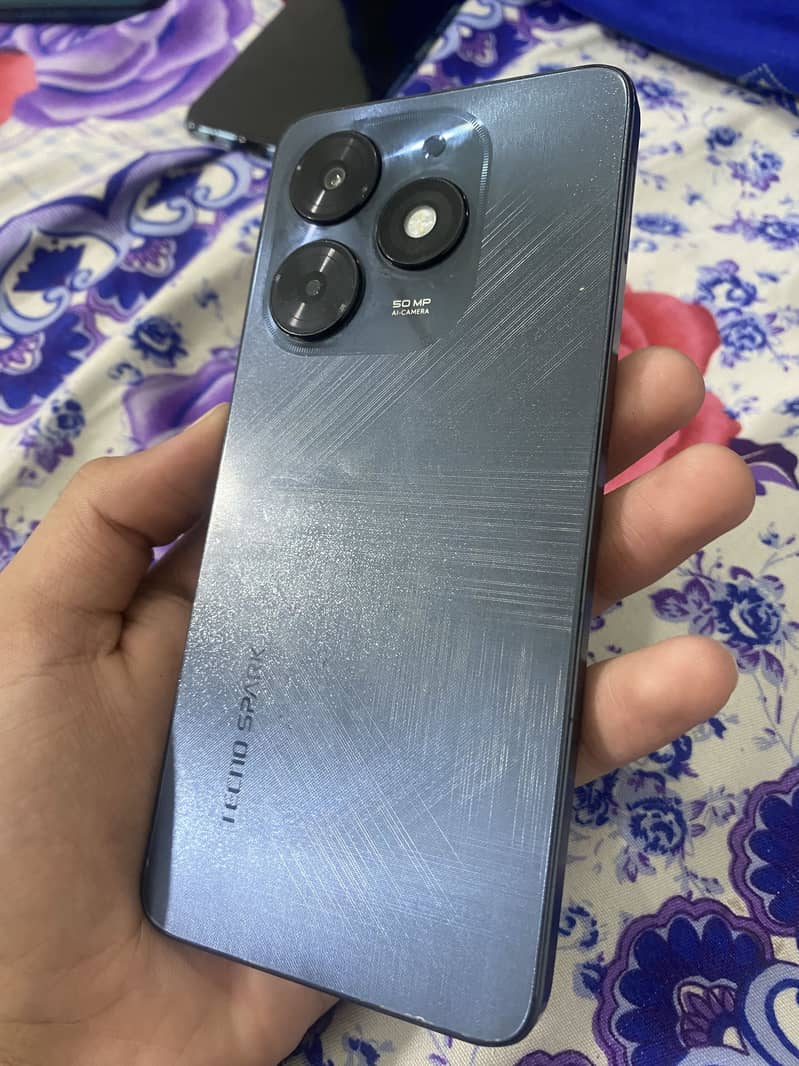 Tecno Spark 20C 0