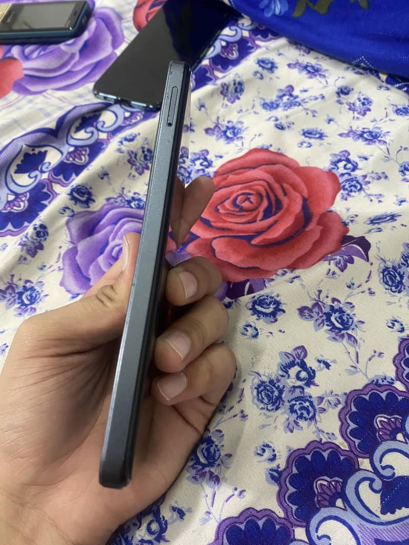 Tecno Spark 20C 3