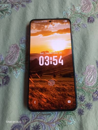 SAMSUNG GALAXY S22