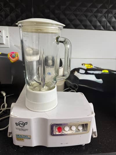Juicer With Blender Amost New Only 16000