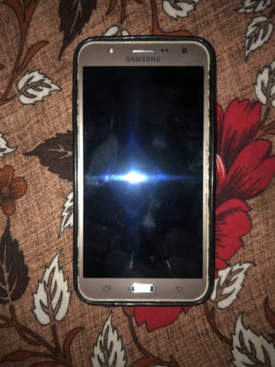 Samsung Mobile J7