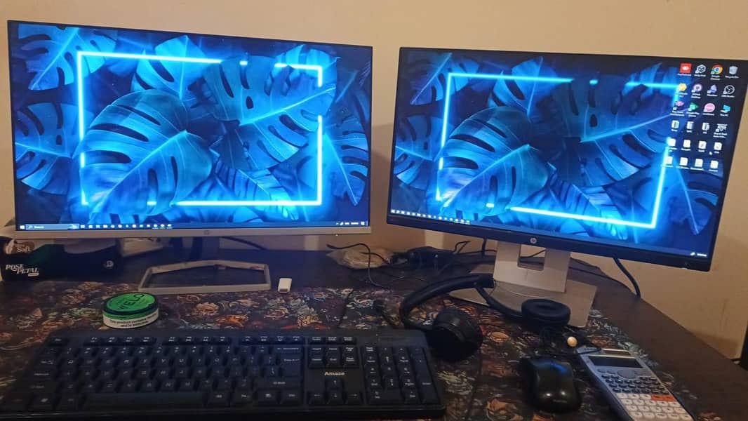 pc setup with 2 monitors 0