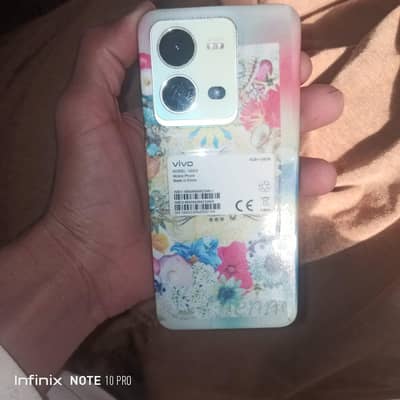 Vivo V25