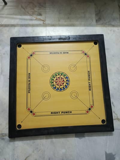 carrom board