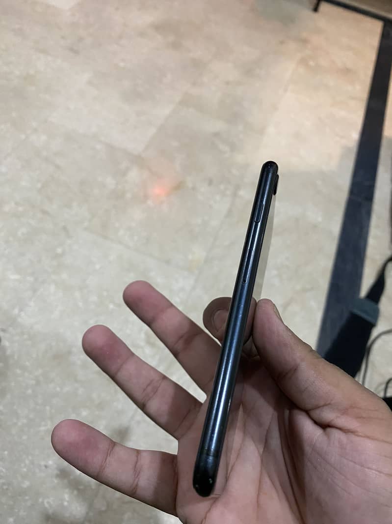 Apple iPhone SE 1