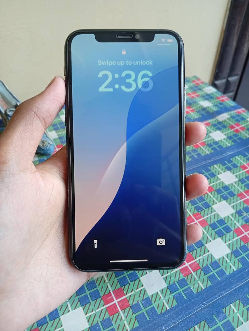 Apple iPhone 11 Pro 1