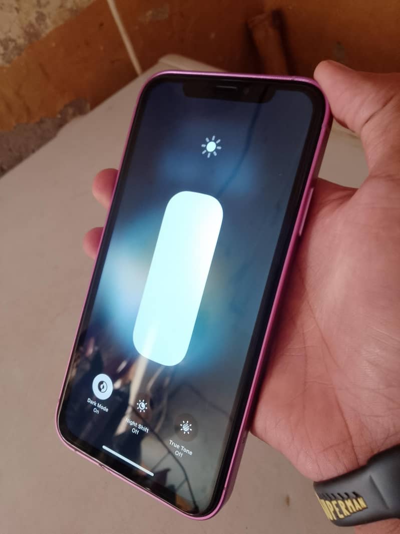 Apple iPhone XR 1