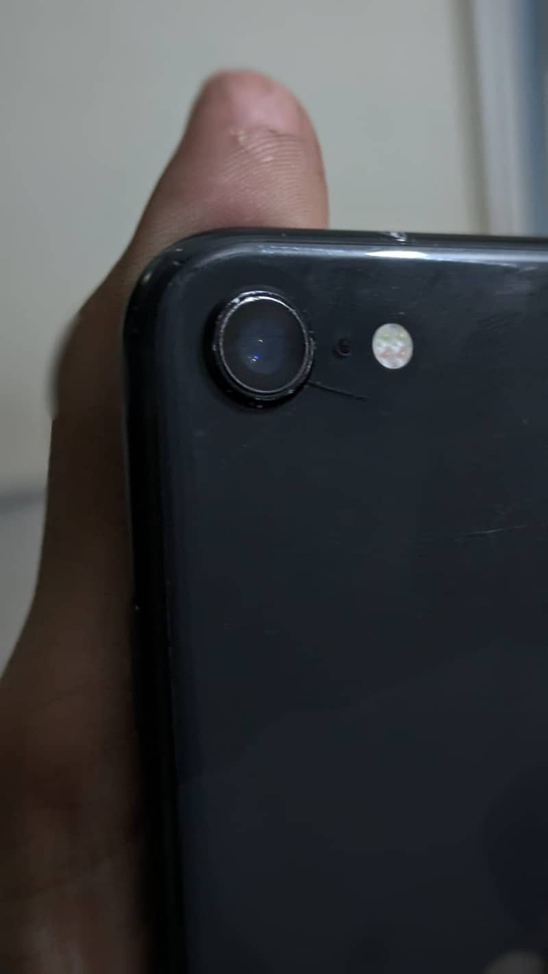 Apple iPhone SE 0