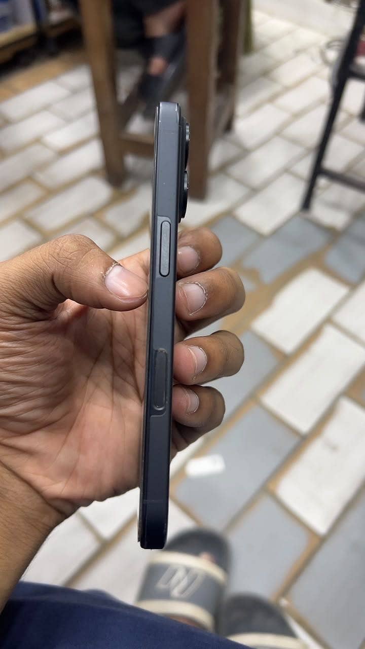 IPhone 16 1