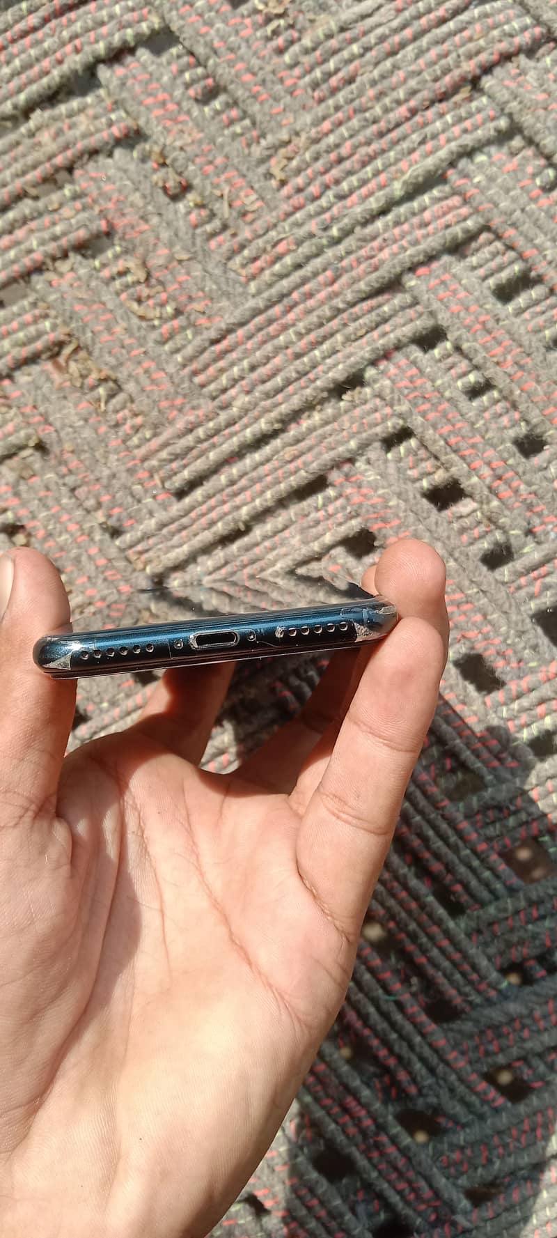 Apple iPhone SE 3rd generation 4