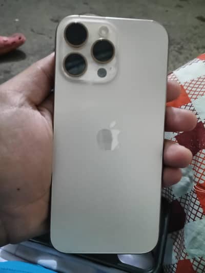 Apple iPhone 16 Pro Max