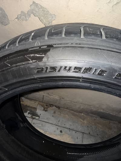 Dunlop tyres set 215/45/18