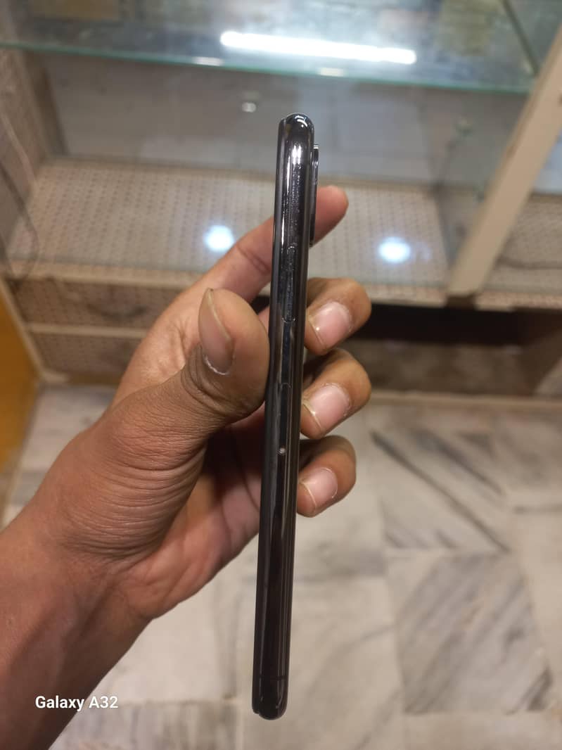 Apple iPhone X 1