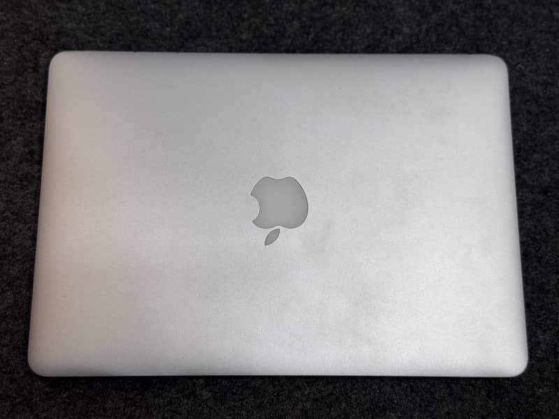 Macbook Pro 2015 0