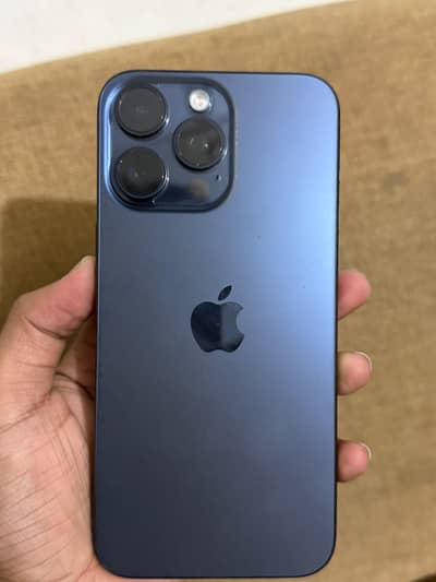 Apple iPhone 15 Pro Max Factory Unlock