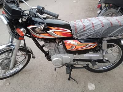 Honda 125 Hyderabad number 21 model