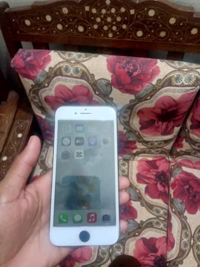 Apple iPhone 7