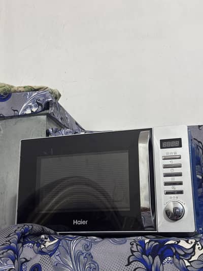 Haier Microwave Oven HMW-20DGS (20 Liter Grill)