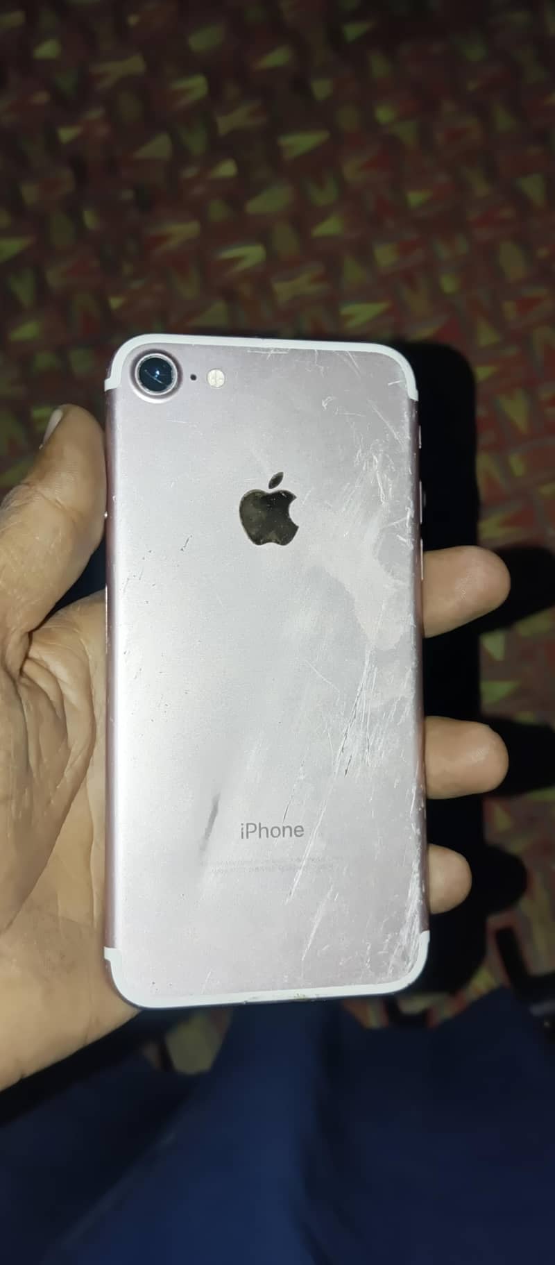 Apple iPhone 7 Plus 0