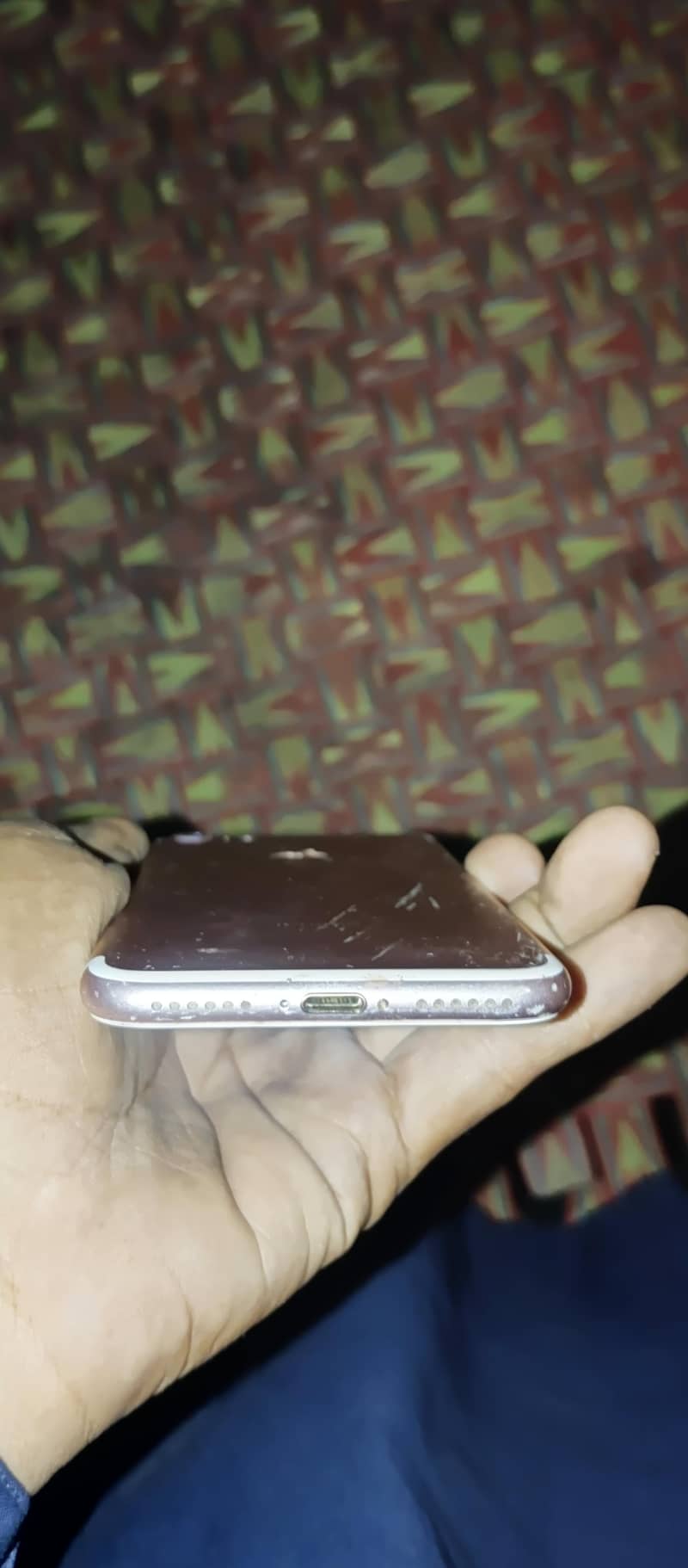 Apple iPhone 7 Plus 1