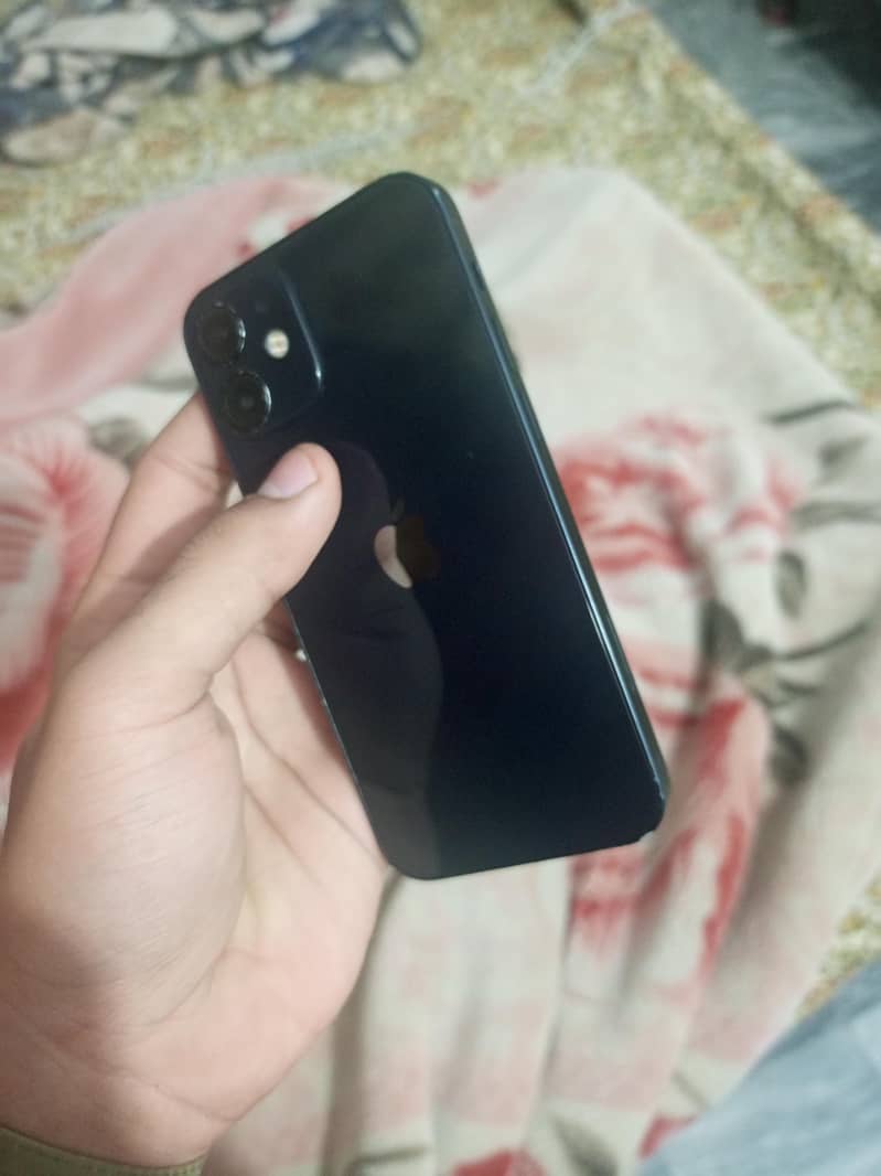 Apple iPhone 12 mini 1