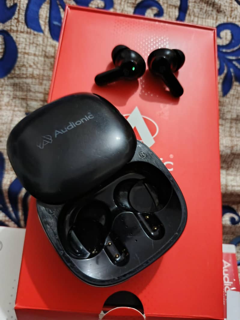 Audionic 550 Earbuds 3
