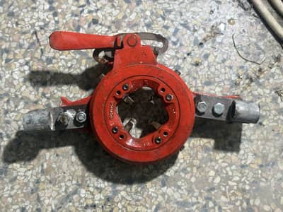 Gi pipe threader tool
