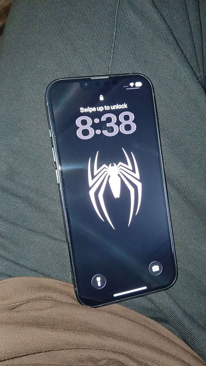 Apple iPhone 13 1