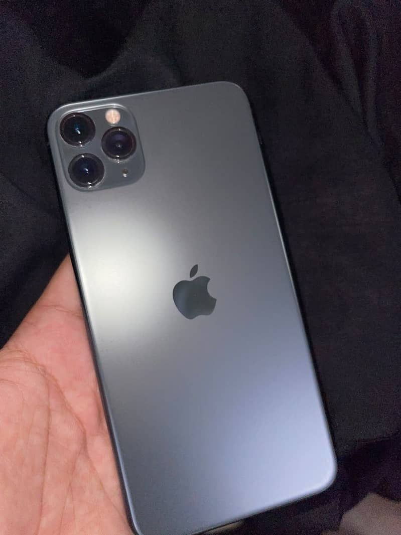 Apple iPhone 11 Pro Max 0