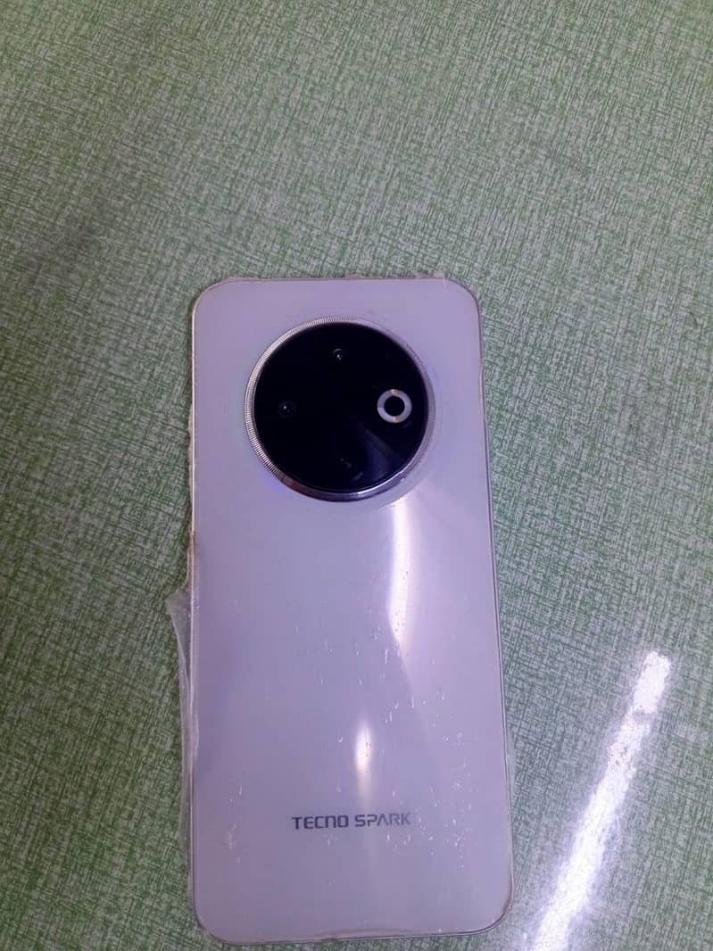 Tecno SPARK 30C 0