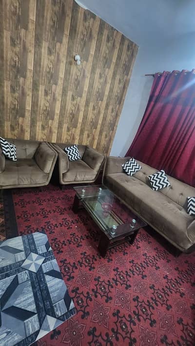 5 SEATER SOFA SET WITH TABLE